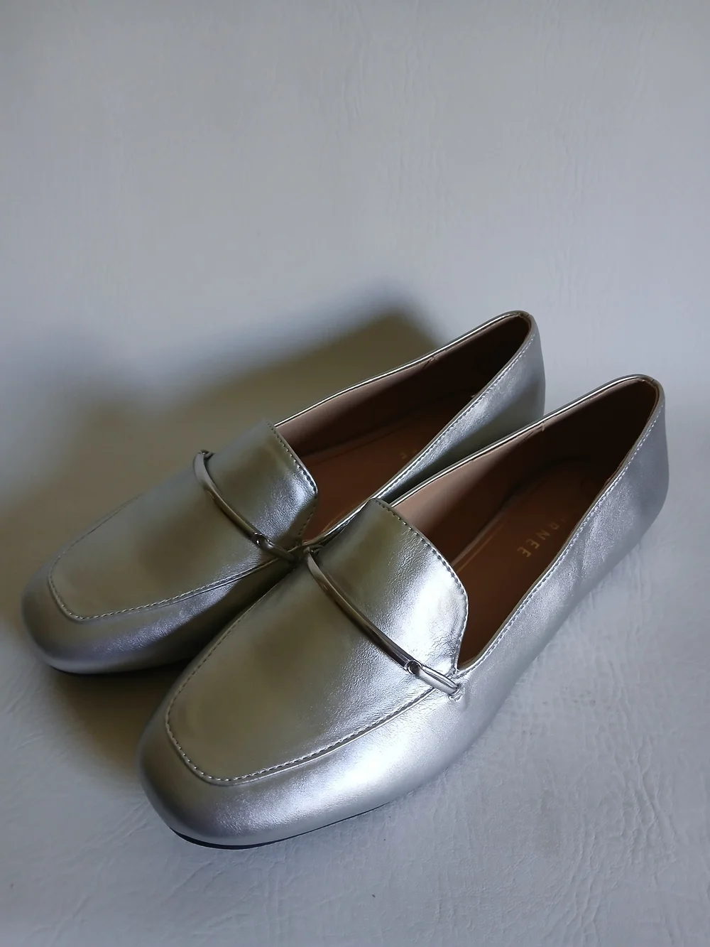 Journee Collection Silver Metallic Slip-On Loafers Sz11M